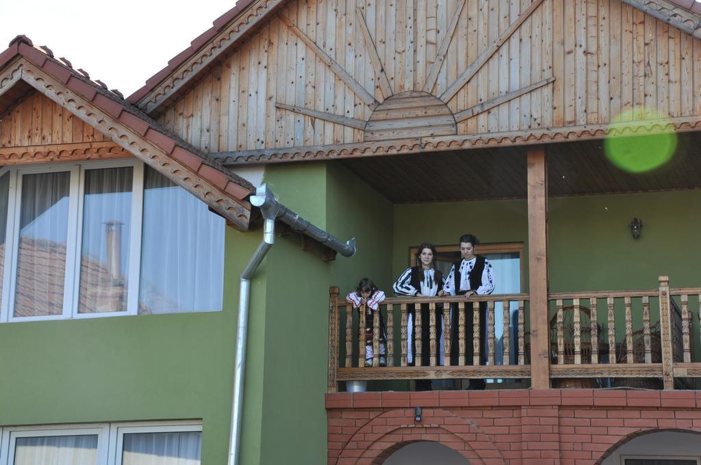 Pensiune Muzeu Traditional Poveste In Transilvania Sighişoara Esterno foto